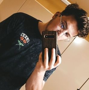 Meet your Posher, Keenan